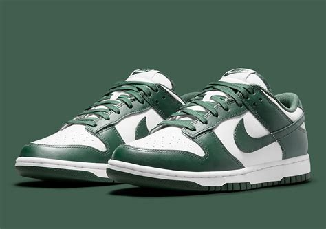 nike dunk low groen zwart|nike dunk low team green.